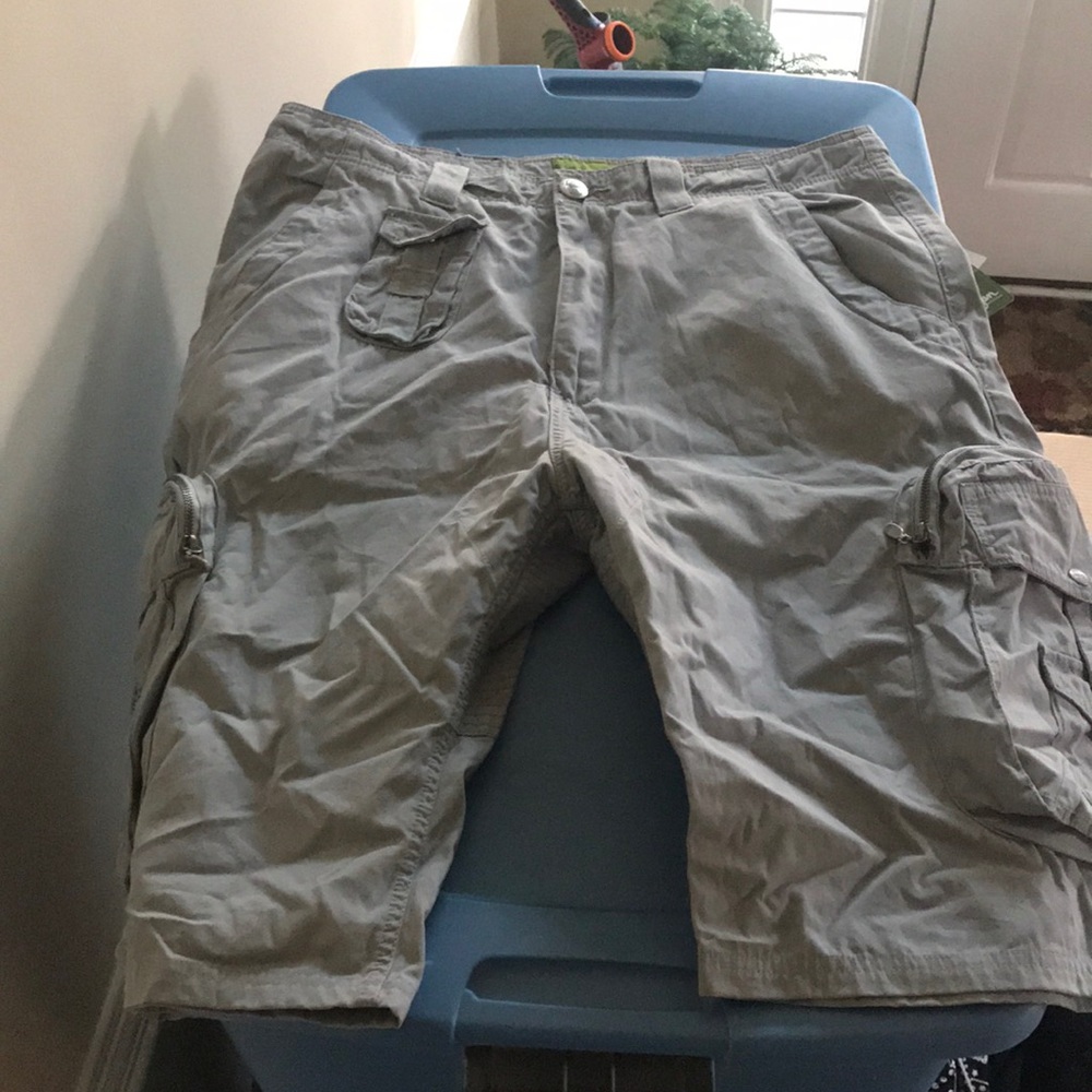 Meezan shorts size 38